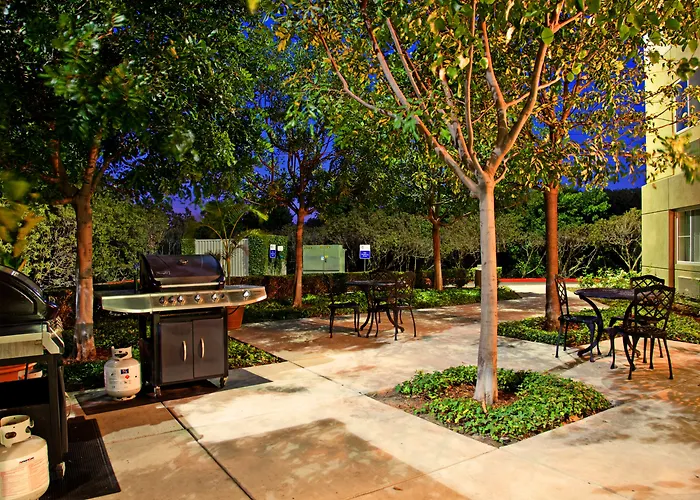 Sonesta Simply Suites Irvine Spectrum